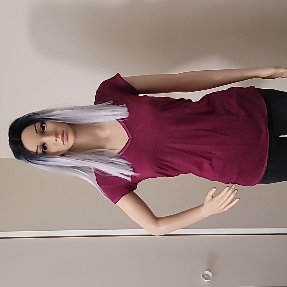 Vintage Small American Eagle Shirt Sleeve V-neck tee